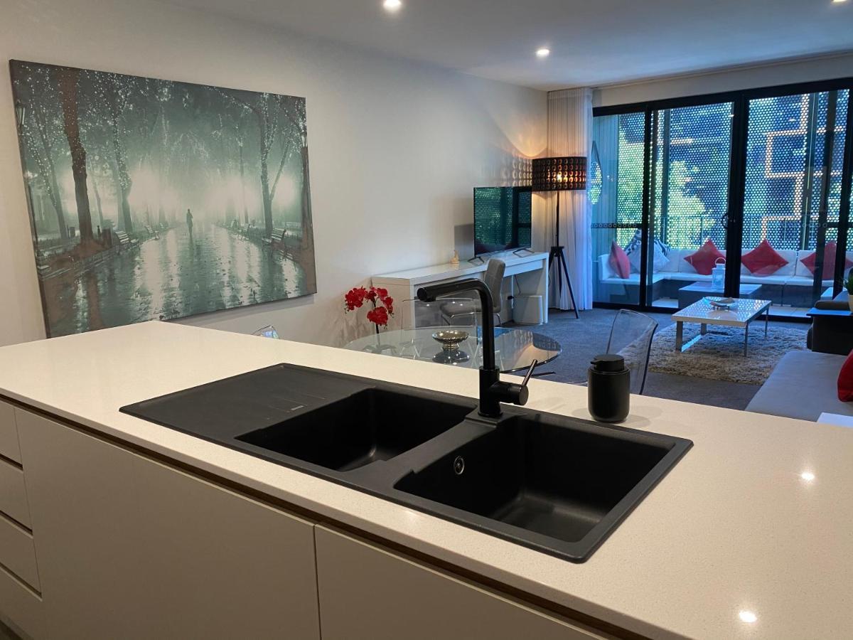 The Gallery Luxe 1 Bedroom Executive Apartment In The Heart Of Braddon Wine Secure Parking Wifi Kanberra Dış mekan fotoğraf